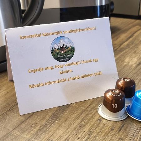 Hos-Cegledi Vendeghaz Miskolc -Oenallo Otthon, Mely Csak Az Oenoeke Esterno foto